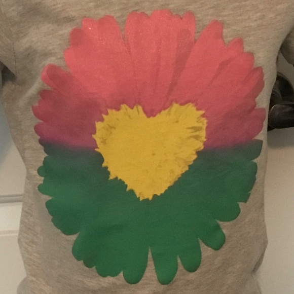 George Small Gray Tee. Flower Design. - Picture 2 of 3